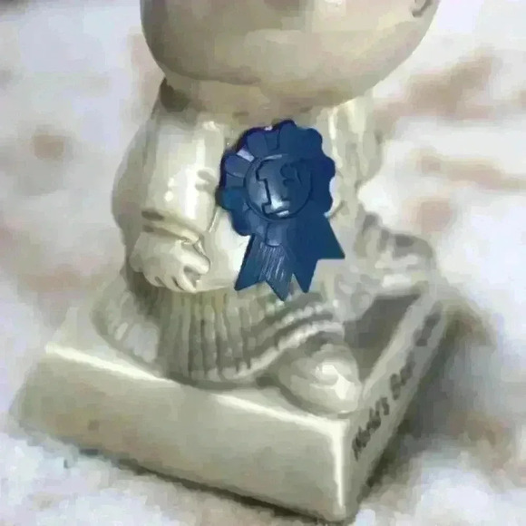 VINTAGE 1970 World's Best Father Statue Award Gift Figurine R & W Berries Co. - Picture 5 of 9